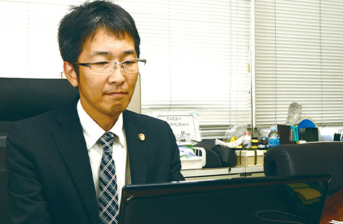 法律文書の作成の様子