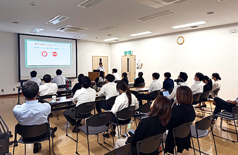 ソリューションサービスの提案の様子