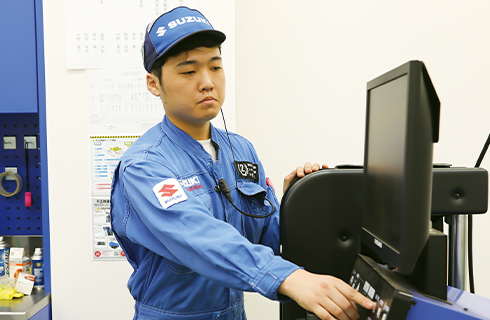 車検・点検の様子